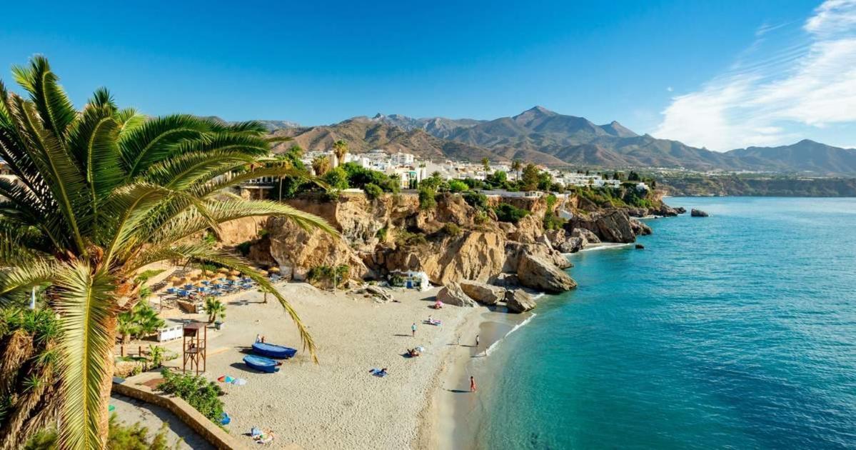 Apartamento Fabrynne Beach Málaga Eksteriør billede